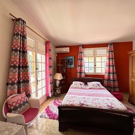 Domaine Lyscelle Apartment Sainte-Rose Exterior foto